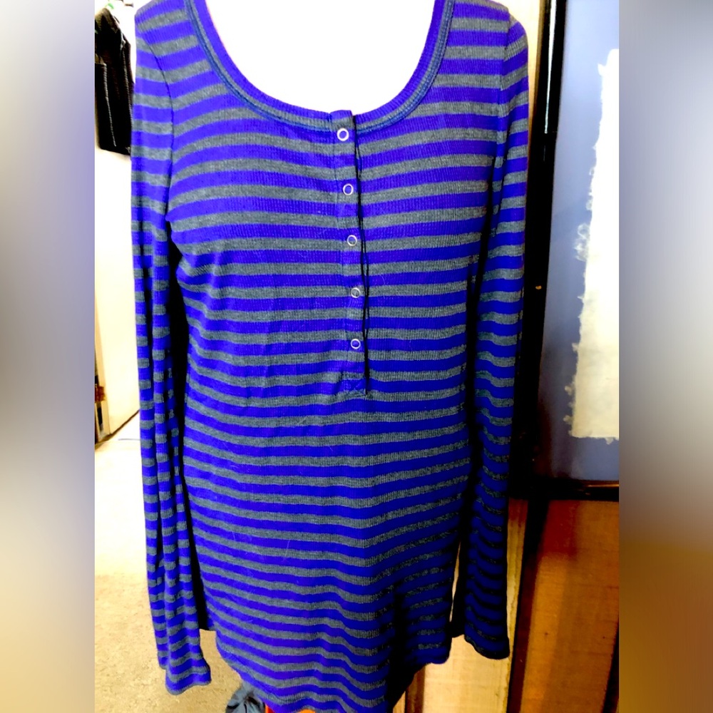 NWT! Darling Splendid striped Thermal Henley t shirt!